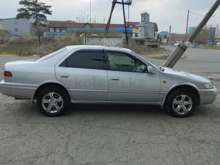 Toyota Camry Gracia 1997 года за 3 300 000 тг. в Усть-Каменогорск – фото 2