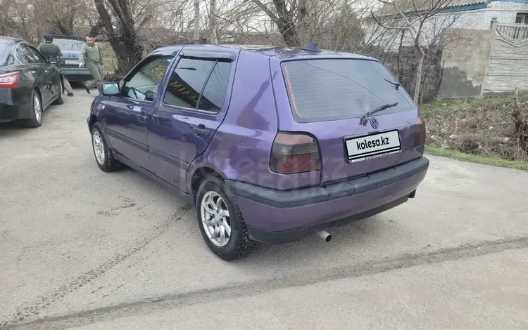 Volkswagen Golf 1995 годаүшін1 650 000 тг. в Тараз