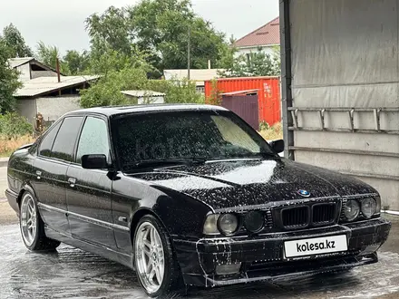 BMW 540 1995 года за 4 200 000 тг. в Алматы – фото 3