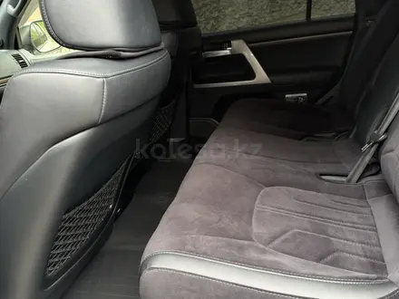 Toyota Land Cruiser 2017 года за 37 500 000 тг. в Караганда – фото 10