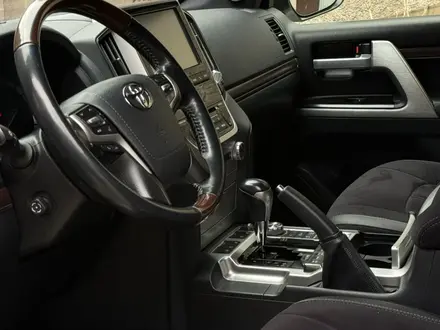 Toyota Land Cruiser 2017 года за 37 500 000 тг. в Караганда – фото 5