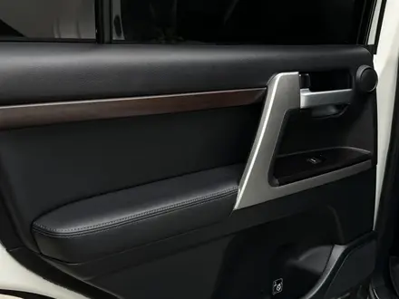 Toyota Land Cruiser 2017 года за 37 500 000 тг. в Караганда – фото 9