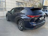 Toyota Highlander 2022 года за 28 000 000 тг. в Актау