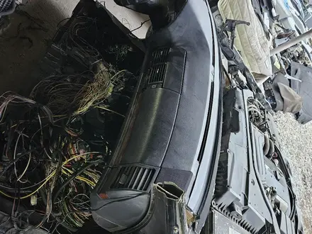 Торпедо Торпеда панель на мерседес W140 за 50 000 тг. в Шымкент – фото 3