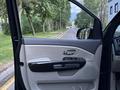 Kia Carnival 2016 года за 11 000 000 тг. в Алматы – фото 11