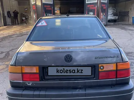 Volkswagen Vento 1995 года за 1 300 000 тг. в Караганда – фото 7