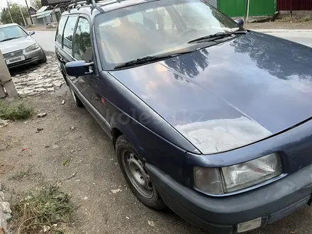 Volkswagen Passat 1993 года за 1 600 000 тг. в Шиели – фото 3