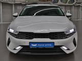 Kia K5 Comfort 2023 года за 12 450 000 тг. в Алматы – фото 2
