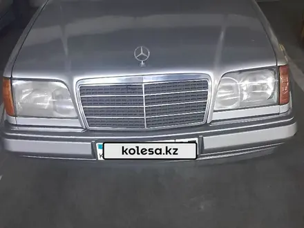 Mercedes-Benz E 220 1992 года за 1 600 000 тг. в Алматы – фото 8
