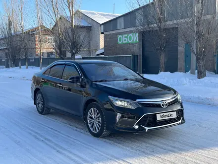 Toyota Camry 2017 года за 13 200 000 тг. в Астана – фото 5