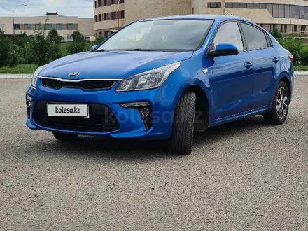 Kia Rio 2019 года за 7 500 000 тг. в Усть-Каменогорск – фото 2