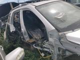 Kia Sportage, запчасти по кузову за 1 000 тг. в Актобе – фото 3