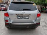 Toyota Highlander 2011 года за 14 500 000 тг. в Алматы – фото 4