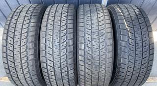 Комплект зимних шин Bridgestone Blizzak DM-V3 за 200 000 тг. в Алматы