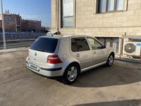 Volkswagen Golf 2001 годаүшін2 400 000 тг. в Туркестан