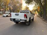 Toyota Hilux 2018 года за 12 000 000 тг. в Алматы – фото 3