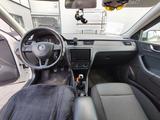 Skoda Rapid 2017 года за 5 100 000 тг. в Караганда – фото 2