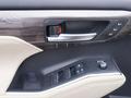 Toyota Highlander Prestige 2025 года за 28 500 000 тг. в Семей – фото 8