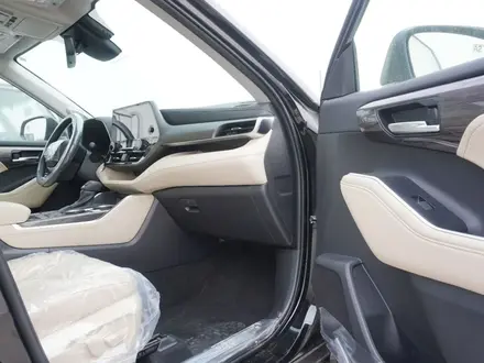 Toyota Highlander Prestige 2025 года за 28 500 000 тг. в Семей – фото 11
