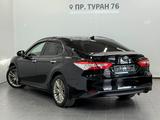 Toyota Camry Prestige 2019 года за 13 490 000 тг. в Астана – фото 2