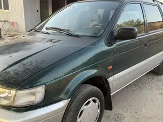 Mitsubishi Space Wagon