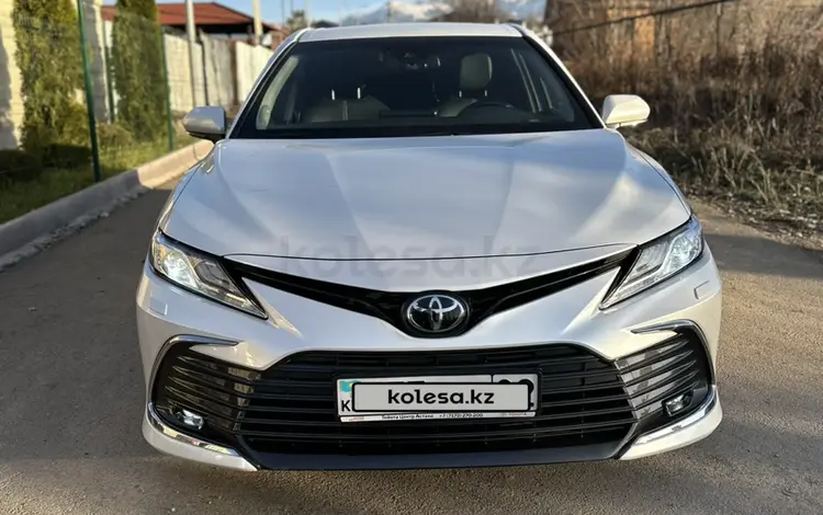 Toyota Camry 2021 годаfor16 800 000 тг. в Алматы