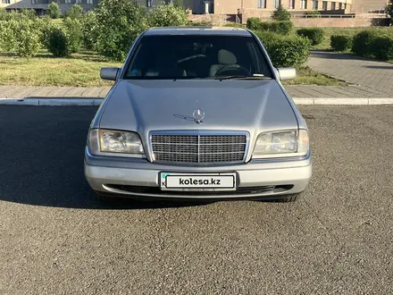 Mercedes-Benz C 180 1994 года за 2 900 000 тг. в Усть-Каменогорск – фото 3