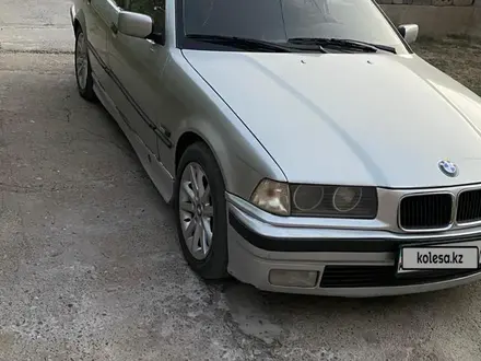 BMW 320 1994 года за 1 200 000 тг. в Шымкент – фото 2