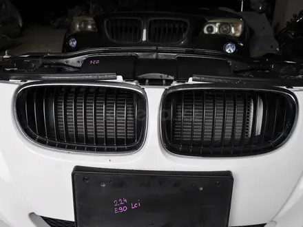 BMW E90 3 носкат ноускат nosecut передняя часть морда за 400 000 тг. в Астана – фото 2