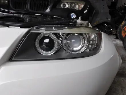 BMW E90 3 носкат ноускат nosecut передняя часть морда за 400 000 тг. в Астана – фото 3