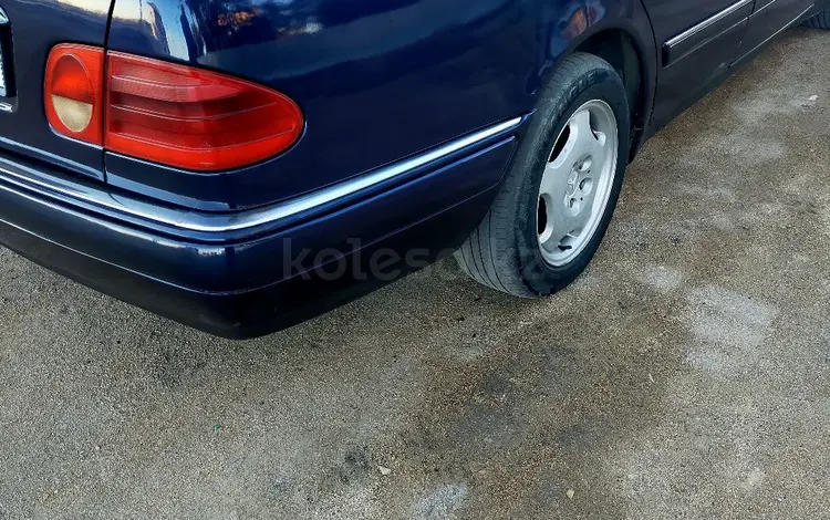 Mercedes-Benz E 280 1996 годаүшін3 000 000 тг. в Астана