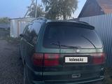 Volkswagen Sharan 1999 годаfor1 650 000 тг. в Петропавловск