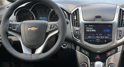 Chevrolet Cruze 2014 года за 3 500 000 тг. в Караганда – фото 2