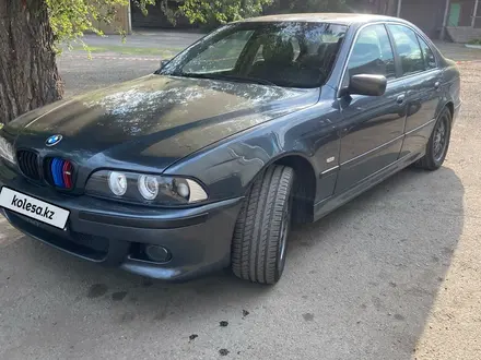 BMW 523 1998 года за 3 000 000 тг. в Каратобе