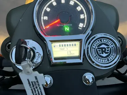 Royal Enfield  Classic 350 2023 года за 2 700 000 тг. в Алматы – фото 4
