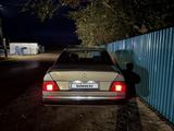 Mercedes-Benz E 200 1992 годаүшін1 300 000 тг. в Караганда – фото 4