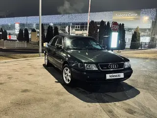 Audi 100