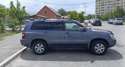 Toyota Highlander 2003 года за 6 200 000 тг. в Алматы – фото 3