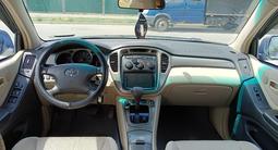 Toyota Highlander 2003 года за 6 200 000 тг. в Алматы – фото 5
