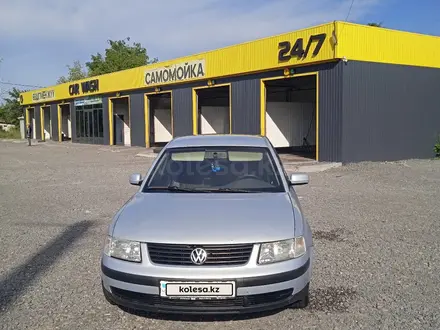 Volkswagen Passat 2000 года за 2 000 000 тг. в Караганда