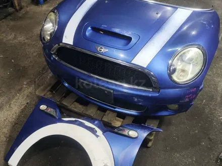 МОРДА НОУСКАТ ПЕРЕДНИЙ БАМПЕР ФАРЫ КАПОТ КРЫЛО MINI HATCH R56 за 500 000 тг. в Астана – фото 4
