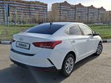 Hyundai Accent 2022 года за 8 700 000 тг. в Актобе