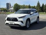 Toyota Highlander 2020 годаүшін21 200 000 тг. в Астана