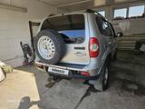Chevrolet Niva 2017 года за 3 200 000 тг. в Атырау – фото 3