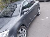 Toyota Avensis 2004 года за 2 900 000 тг. в Караганда – фото 3