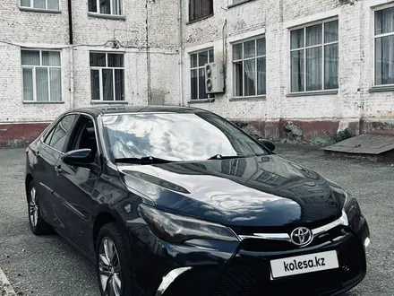 Toyota Camry 2017 года за 9 350 000 тг. в Тараз – фото 2