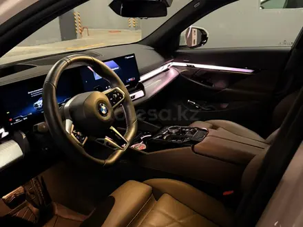 BMW 520 2024 года за 34 000 000 тг. в Алматы – фото 3