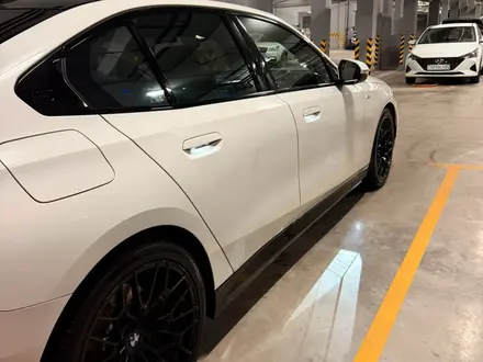 BMW 520 2024 года за 34 000 000 тг. в Алматы – фото 7