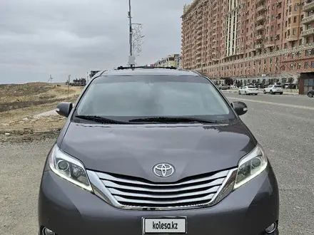 Toyota Sienna 2016 года за 12 500 000 тг. в Актау – фото 39