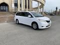 Toyota Sienna 2011 года за 10 300 000 тг. в Атырау – фото 6